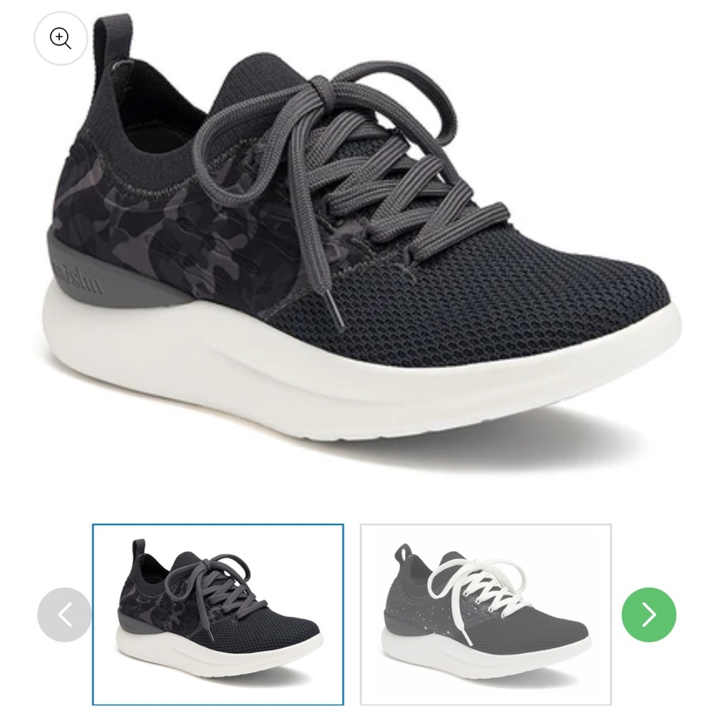 NWT Moshn Medical Shoes/black Camo/ size 7 medium